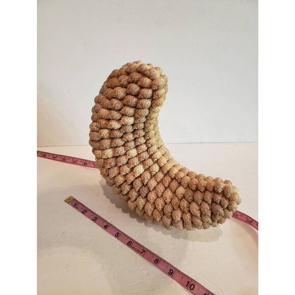 VTG Crescent Moon of Shells - Picture 8 of 9